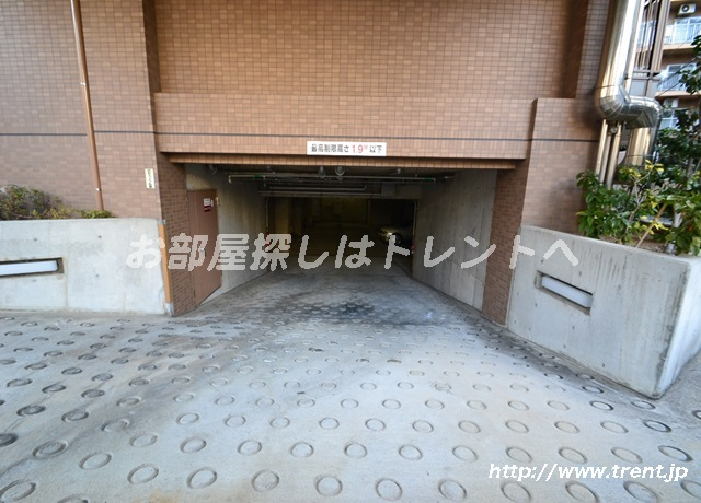 フリーディオ四谷三丁目