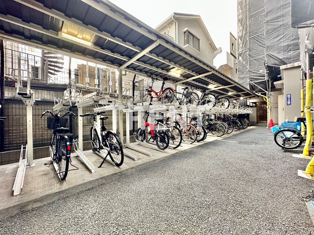 メゾンエクレーレ新宿西戸山