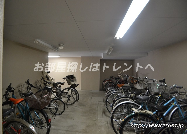 プラムコート東中野