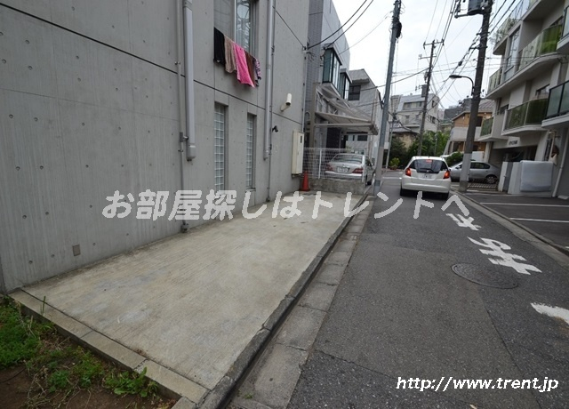 ZESTY曙橋【ゼスティ曙橋】