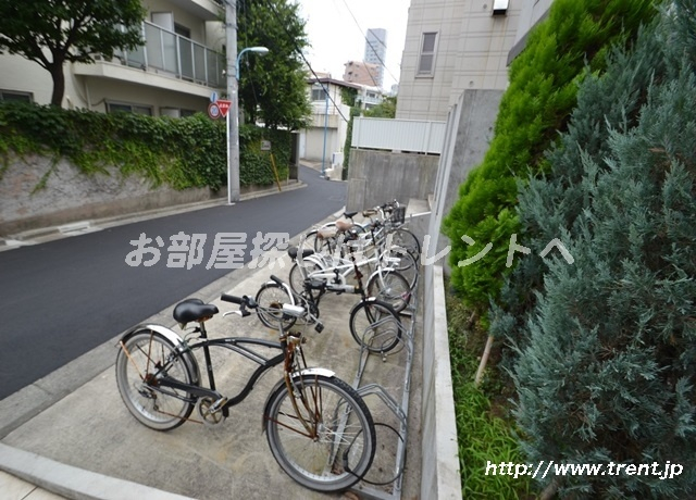 ZESTY曙橋【ゼスティ曙橋】