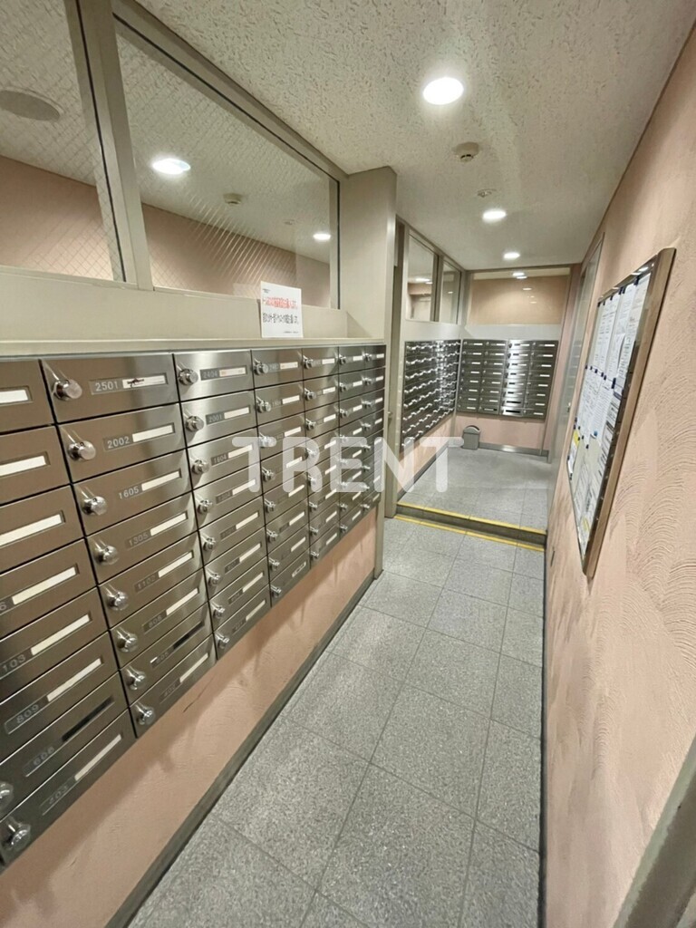 ルネ新宿御苑タワー