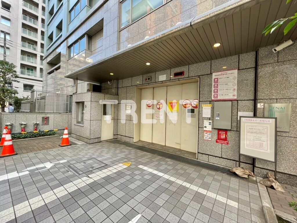 ルネ新宿御苑タワー