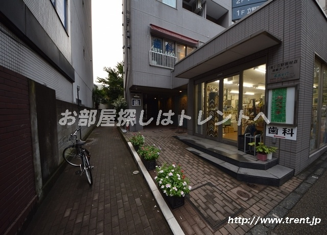 アールクレエ本郷