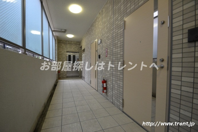 プレールドゥーク新宿