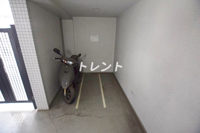 お茶の水SCハウス【OCHANOMIZUSCHOUSE】