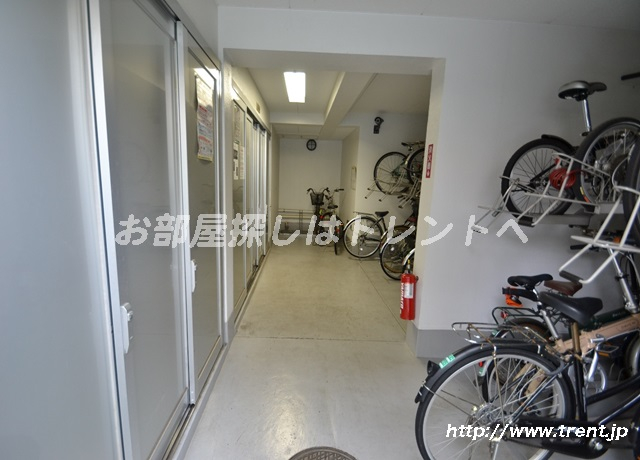 ダイナシティ市谷仲之町