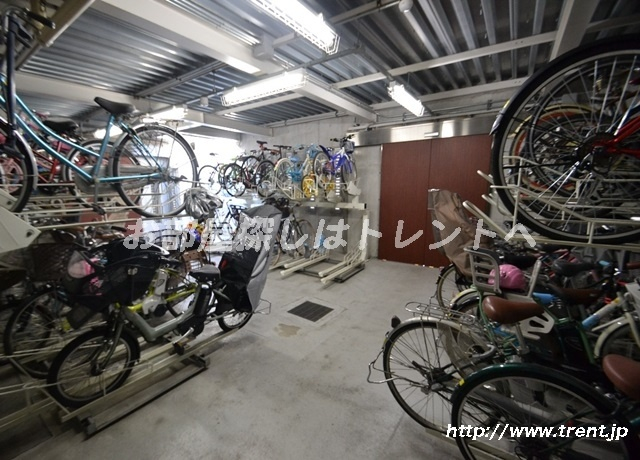ブリリア新宿余丁町【Brilia新宿余丁町】