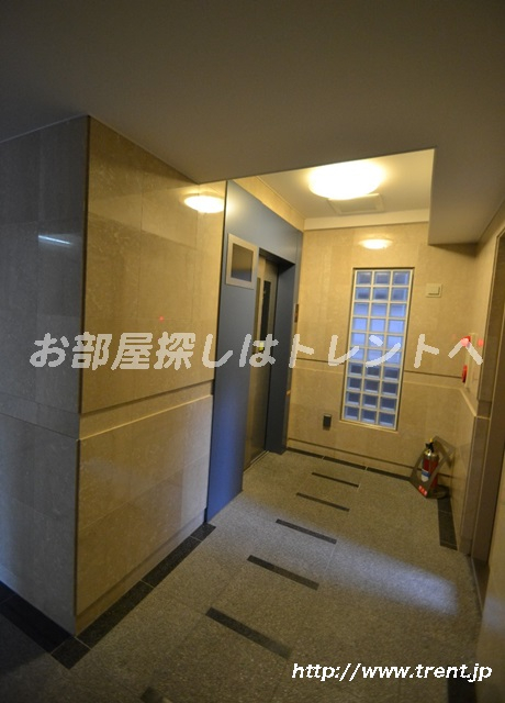 ボヌール市谷