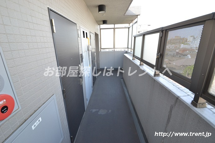ラグジュアリーアパートメント東中野