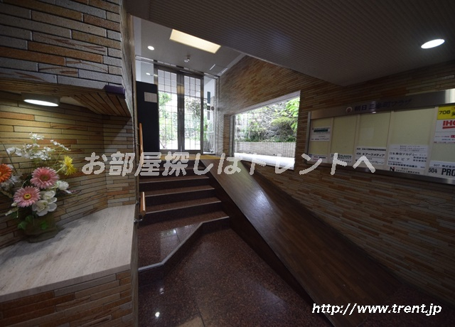 朝日三番町プラザ