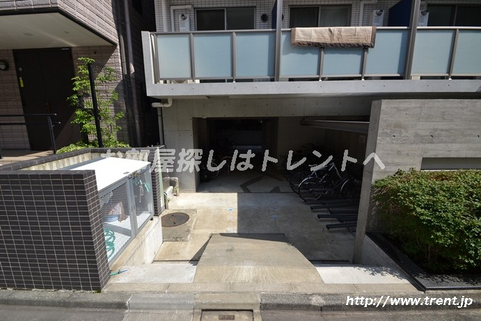 プレールドゥーク北新宿Ⅳ