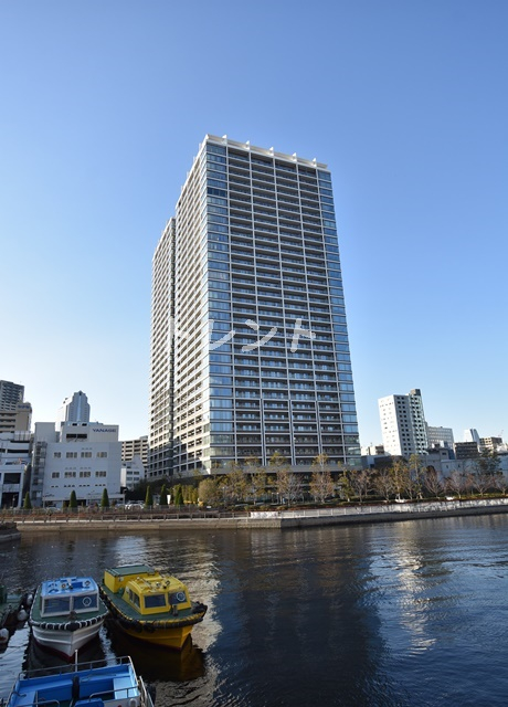 グローバルフロントタワー