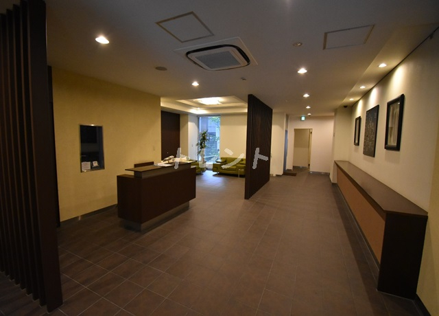 パークフラッツ銀座イースト