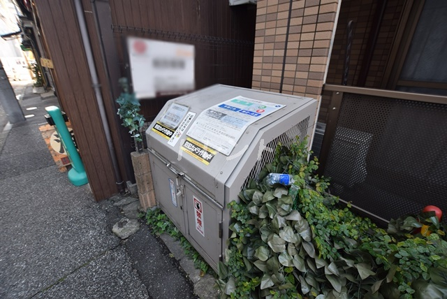 コアロード春日