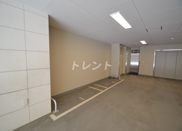 アトラス新宿左門町