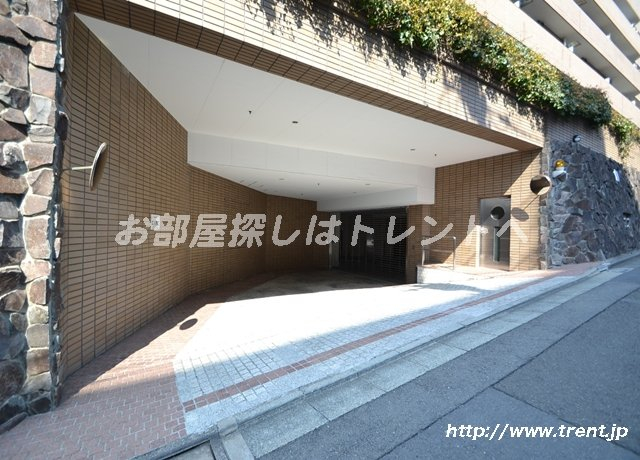 ライオンズガーデン初台