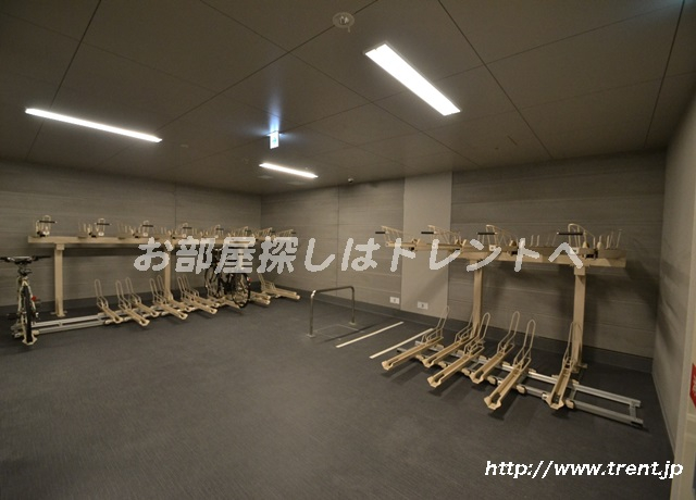ジオ御苑内藤町