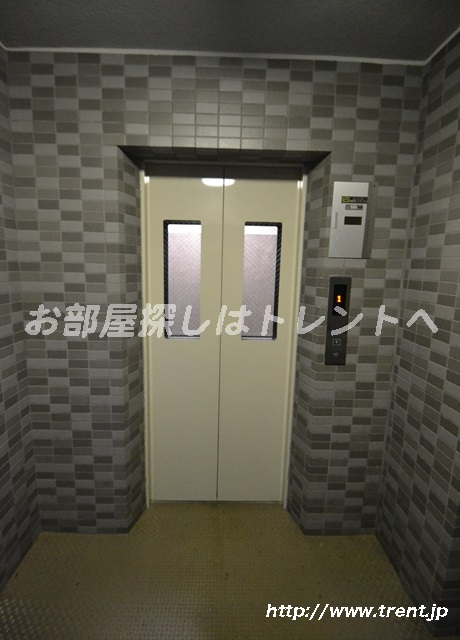 スカイコート新宿新都心第二