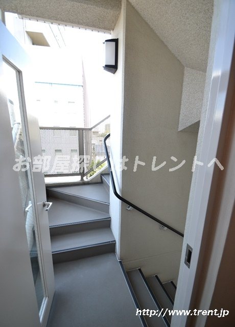 ユニロイヤル西早稲田