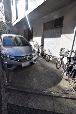 グラストーンズ