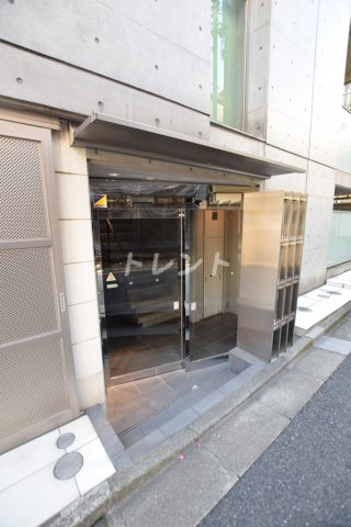 グラストーンズ