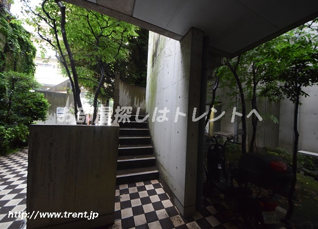 エーディーホームズ