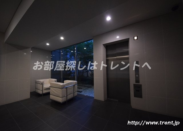プレミアムキューブ秋葉原