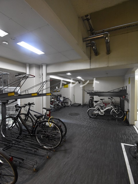 カスタリア新富町Ⅲ