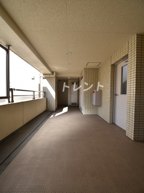 カスタリア新富町Ⅲ