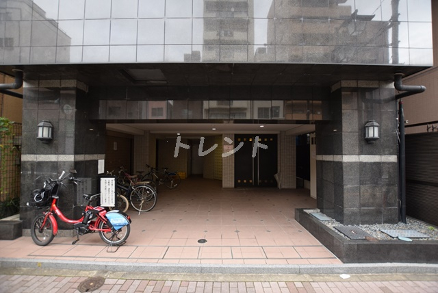 ラグジュアリーアパートメント文京根津