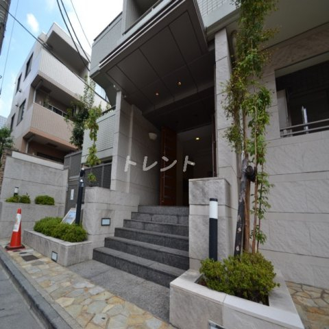 アビテ四谷大京町