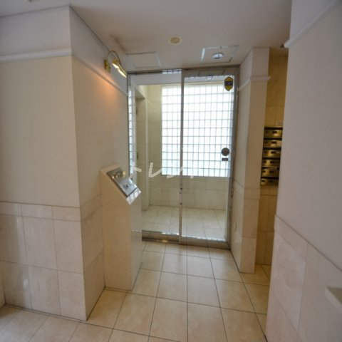 アビテ四谷大京町