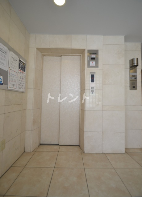 アビテ四谷大京町