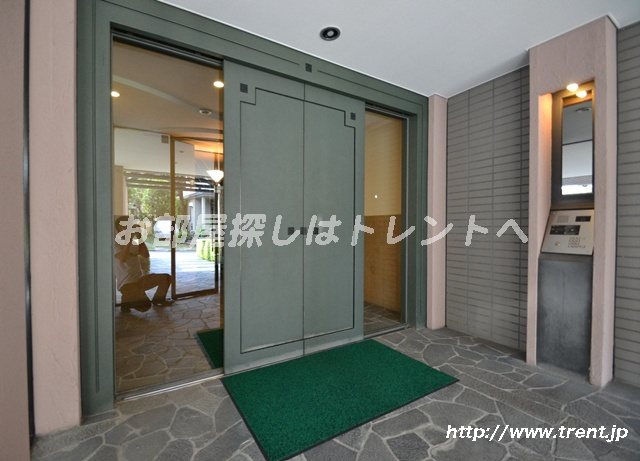パークコート市谷薬王寺