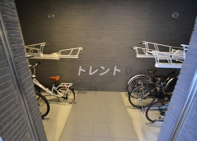 ボヌール新宿余丁町