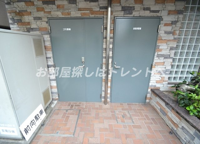 ガラステージ市ヶ谷壱番館