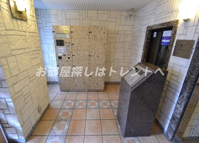 ガラステージ市ヶ谷壱番館
