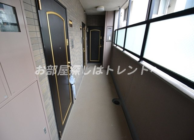 ガラステージ市ヶ谷壱番館