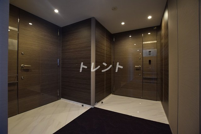 プレミスト六番町