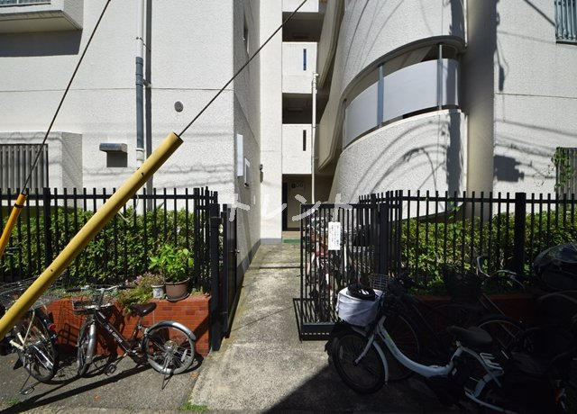 ハイネス哲学堂
