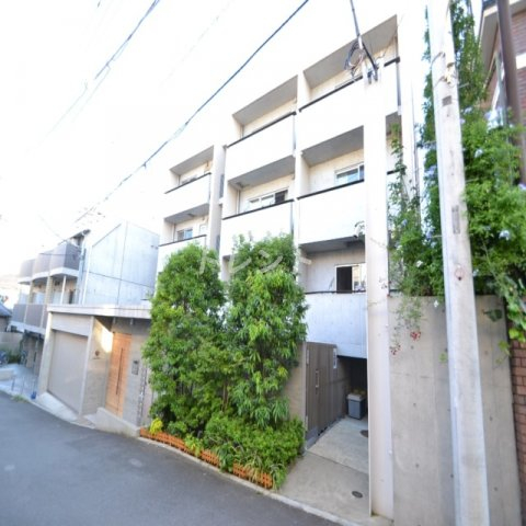 エムフラッツ【M FLATS】