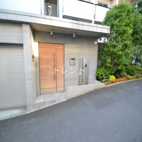 エムフラッツ【M FLATS】