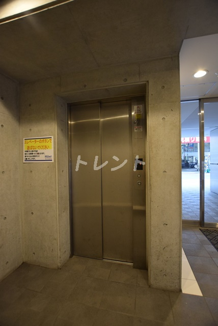 メゾンドヴィレ東神田