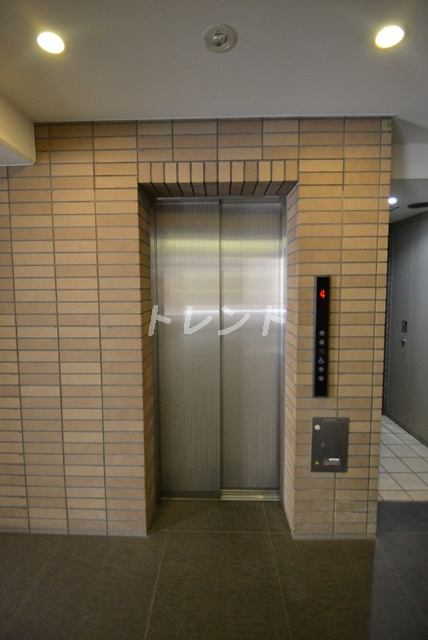 ヴェーゼント市ヶ谷