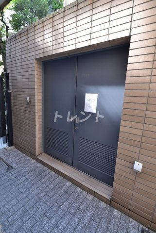 ヴェーゼント市ヶ谷