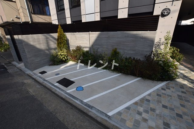 リトルズLAPIS神楽坂【リトルズラピス神楽坂】