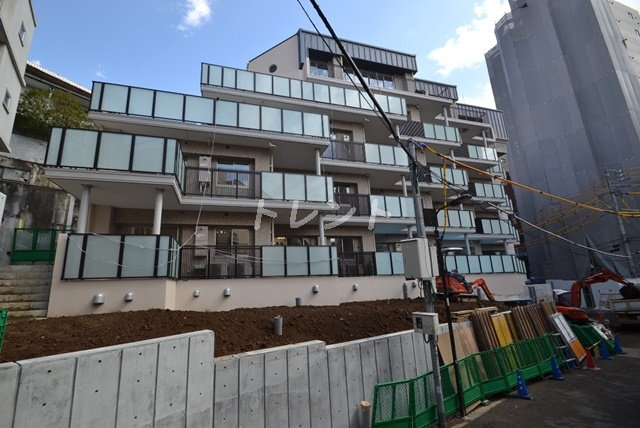 アダクストホーフ（AdakustHof）