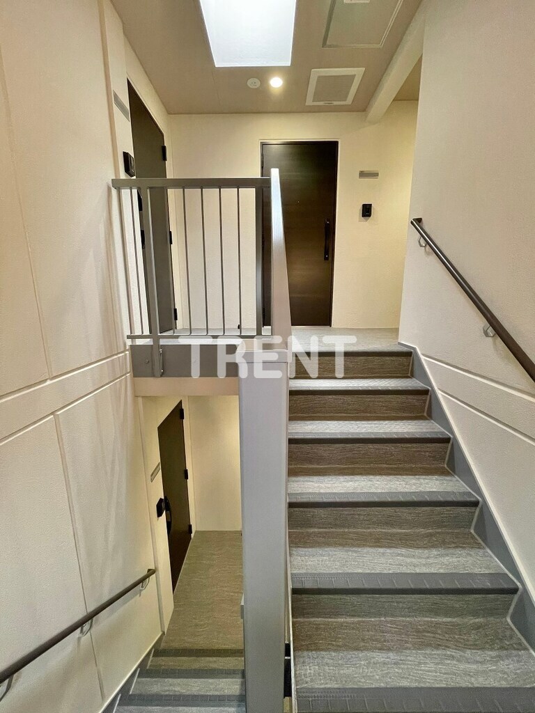 スクエア市谷河田町ヒルサイド