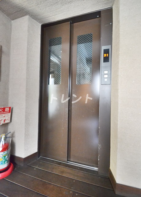代々木上原128